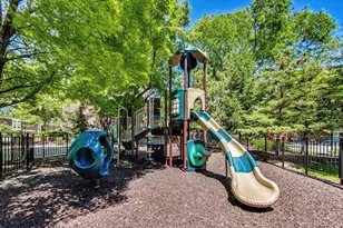 88 W Schiller St, Chicago, IL 60610 - Photo 16