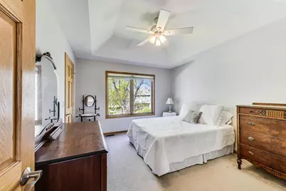 [Address not provided], Carol Stream, IL 60188 - Photo 34