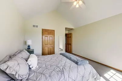 [Address not provided], Carol Stream, IL 60188 - Photo 42