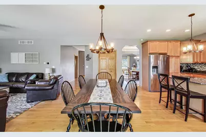 [Address not provided], Carol Stream, IL 60188 - Photo 16
