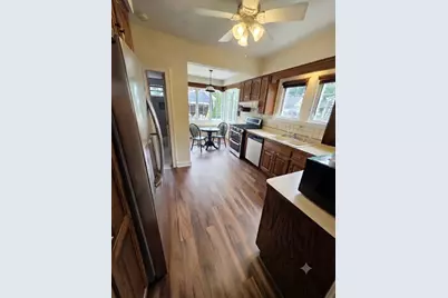 323 N Jefferson Street, Batavia, IL 60510 - Photo 12