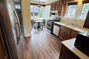 323 N Jefferson St, Batavia, IL 60510 - Photo 12