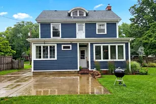 323 N Jefferson St, Batavia, IL 60510 - Photo 4