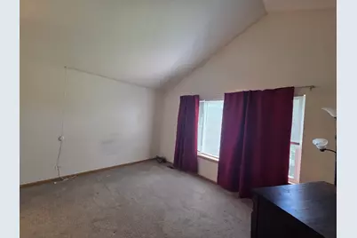 2800 E Bridleway Court, Carpentersville, IL 60110 - Photo 14