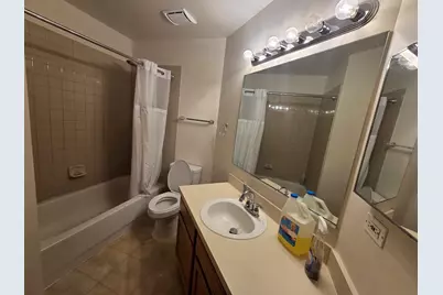 2800 E Bridleway Court, Carpentersville, IL 60110 - Photo 8