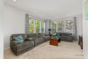 332 Colonial Dr, Vernon Hills, IL 60061 - Photo 12