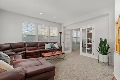 332 Colonial Drive, Vernon Hills, IL 60061 - Photo 4