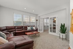 332 Colonial Dr, Vernon Hills, IL 60061 - Photo 4