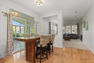 332 Colonial Dr, Vernon Hills, IL 60061 - Photo 10
