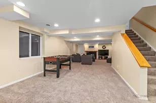 332 Colonial Dr, Vernon Hills, IL 60061 - Photo 26