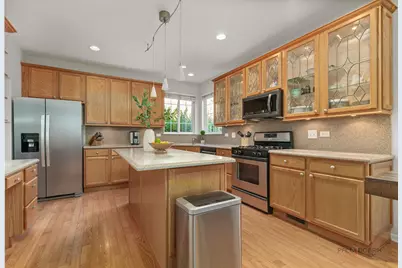 332 Colonial Drive, Vernon Hills, IL 60061 - Photo 6