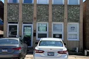 5635 W 79th St, Burbank, IL 60459 - Photo 1