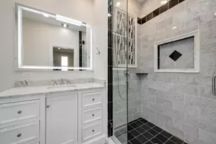 1919 N Drake Ave, Chicago, IL 60647 - Photo 24