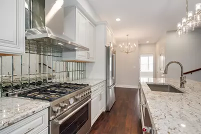 1919 N Drake Avenue #B, Chicago, IL 60647 - Photo 8