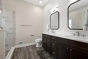 2814 N Sheffield Ave, Chicago, IL 60657 - Photo 18