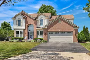 10 Hithergreen Ct, Algonquin, IL 60102 - Photo 8