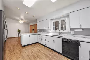 152 Jacquelyn Dr, Bensenville, IL 60106 - Photo 8