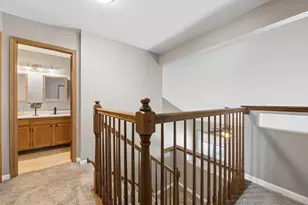 1430 S Pembroke Dr, South Elgin, IL 60177 - Photo 12