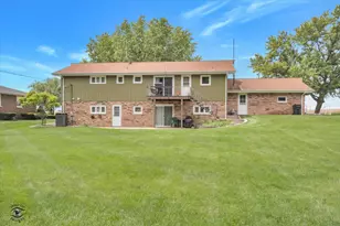 713 Oak Park Ave, Beecher, IL 60401 - Photo 30