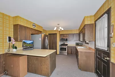713 Oak Park Avenue, Beecher, IL 60401 - Photo 8