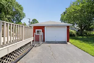29 N Summit Ave, Villa Park, IL 60181 - Photo 28