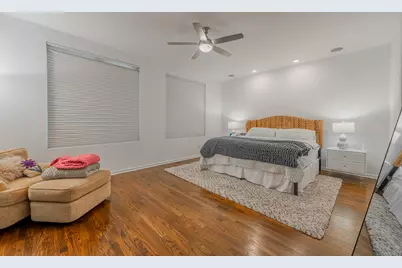 419 W Grand Avenue #G, Chicago, IL 60654 - Photo 16