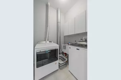 419 W Grand Avenue #G, Chicago, IL 60654 - Photo 28