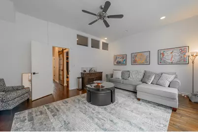 419 W Grand Avenue #G, Chicago, IL 60654 - Photo 24