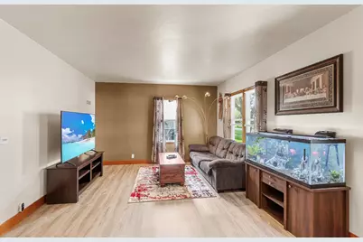 310 E Washington Street, Ashkum, IL 60911 - Photo 6