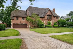 1123 Ashland Ave, River Forest, IL 60305 - Photo 2