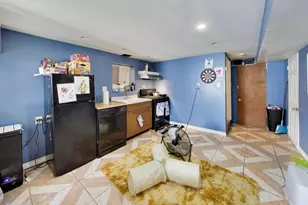 4202 N Sacramento Ave, Chicago, IL 60618 - Photo 22