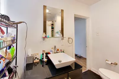 4202 N Sacramento Avenue, Chicago, IL 60618 - Photo 18