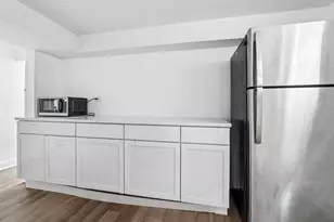 7125 S Kedzie Ave, Chicago, IL 60629 - Photo 12