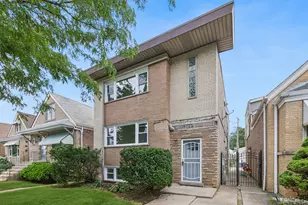 7125 S Kedzie Ave, Chicago, IL 60629 - Photo 1