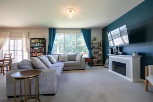2765 Crooker Dr, Yorkville, IL 60560 - Photo 4
