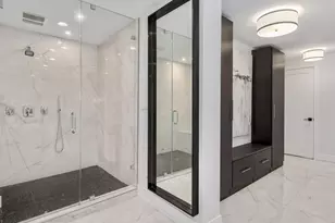 5 Oak Brook Club Dr, Oak Brook, IL 60523 - Photo 20