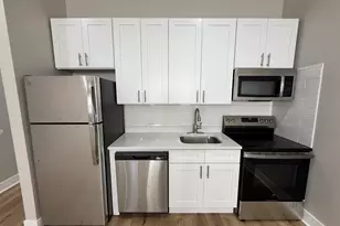 3155 N Long Ave, Chicago, IL 60641 - Photo 4
