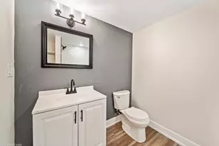 8219 S Muskegon Ave, Chicago, IL 60617 - Photo 22