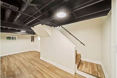 8219 S Muskegon Avenue, Chicago, IL 60617 - Photo 24