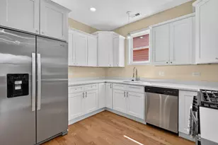 5431 W 30th Pl, Cicero, IL 60804 - Photo 8
