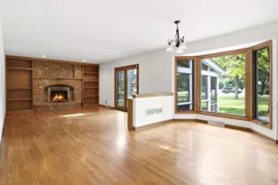 0S415 Madison St, Winfield, IL 60190 - Photo 8