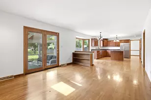 0S415 Madison St, Winfield, IL 60190 - Photo 6