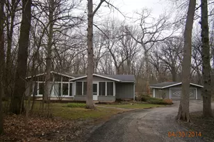 471 S St Marys Rd, Libertyville, IL 60048 - Photo 1