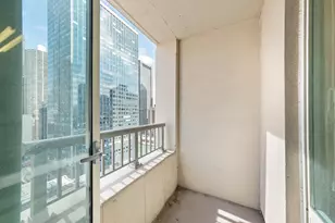 345 N La Salle St, Chicago, IL 60654 - Photo 6