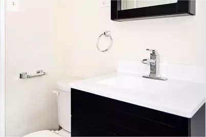 3817 N Greenview Avenue #1W, Chicago, IL 60613 - Photo 12