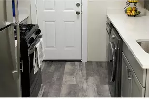3821 N Greenview Ave, Chicago, IL 60613 - Photo 4