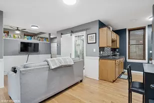 1920 W Dickens Ave, Chicago, IL 60614 - Photo 8