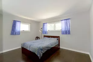 7542 Lowell Ave, Skokie, IL 60076 - Photo 12