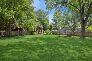 4388 Lincoln Ct, Rolling Meadows, IL 60008 - Photo 2
