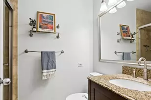 2734 N Seminary Ave, Chicago, IL 60614 - Photo 12